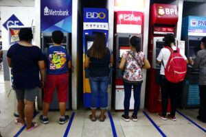 Home Credit Cash Loan Banks