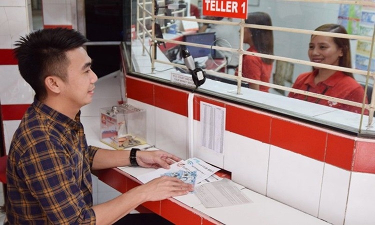 M Lhuiller Cash Loan Application