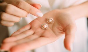 Jewelry-Appraiser-2