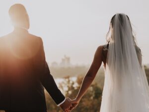 Ways to Save Money from Wedding Expenses